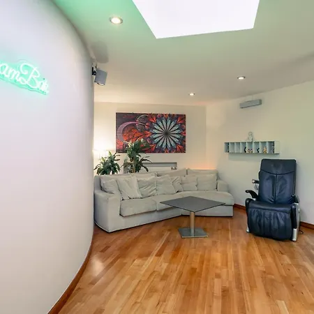 Casa de hóspedes Lushville - Luxurious With Pool In Valencia