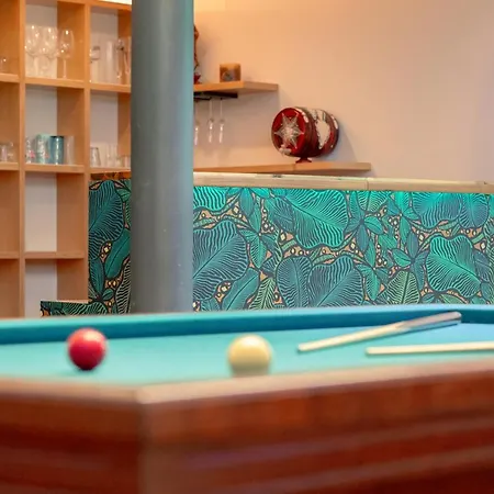 Gasthof Lushville - Luxurious With Pool In Valencia