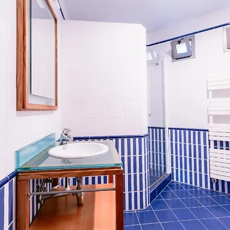 Lushville - Luxurious With Pool In Valencia Konukevi